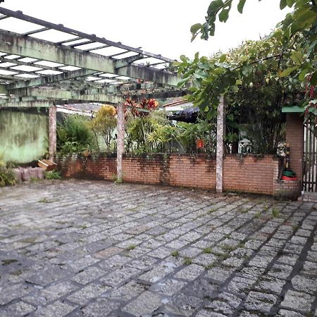 Quartos próximo ao centro de Ilhabela Exterior foto