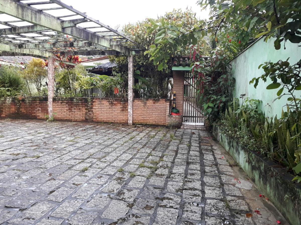 Quartos próximo ao centro de Ilhabela Exterior foto