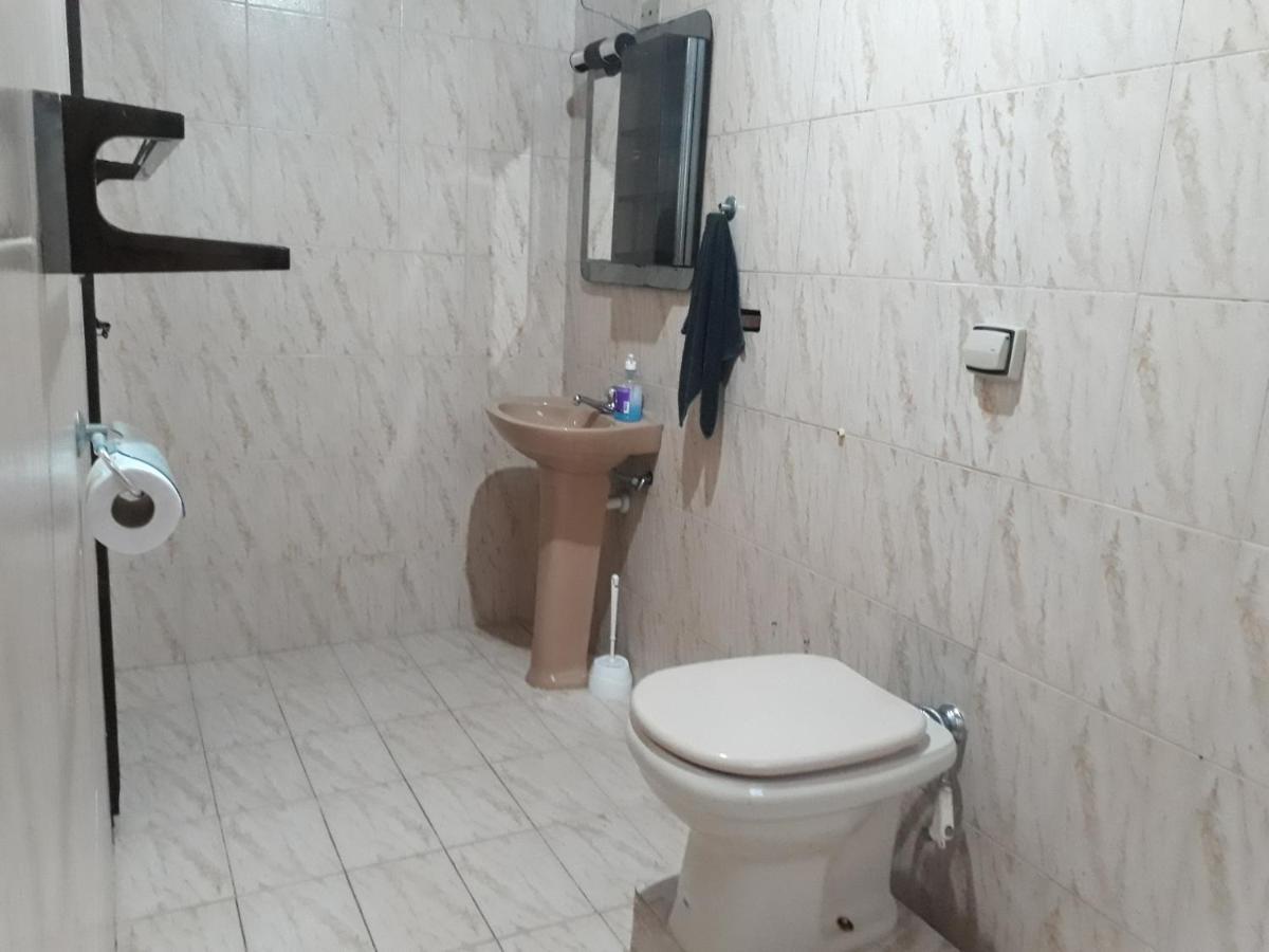 Quartos próximo ao centro de Ilhabela Exterior foto