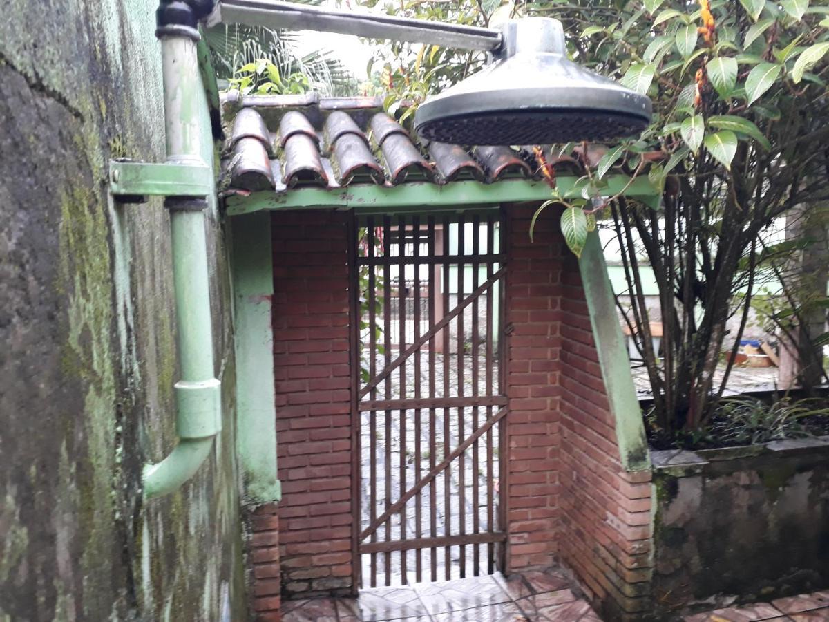 Quartos próximo ao centro de Ilhabela Exterior foto