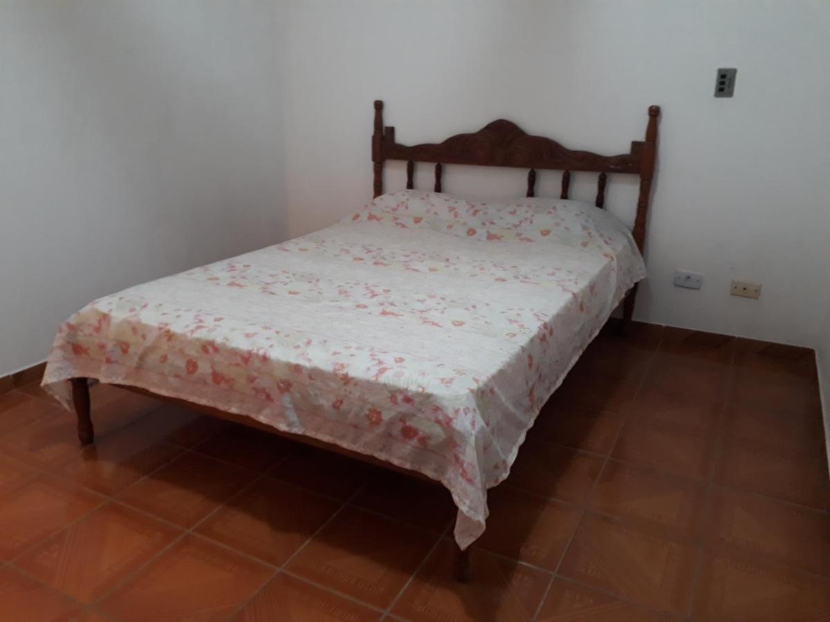 Quartos próximo ao centro de Ilhabela Exterior foto