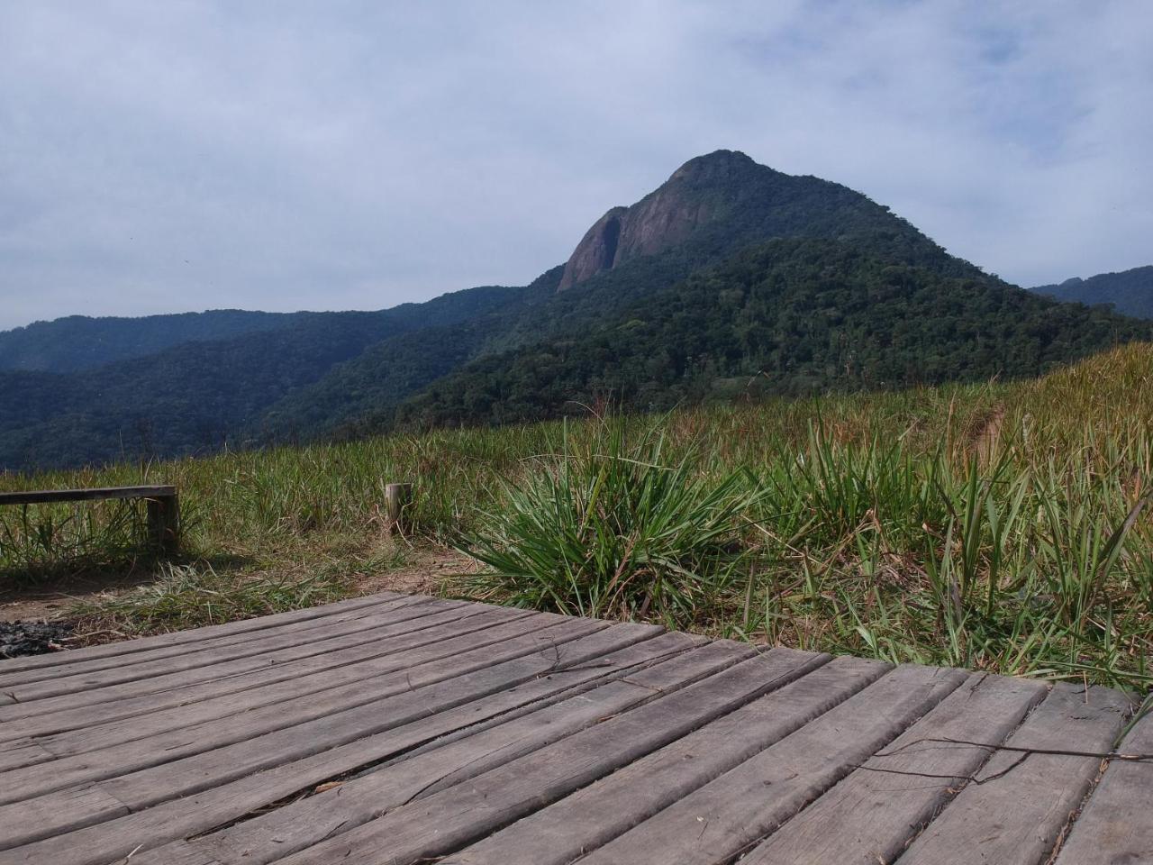 Quartos próximo ao centro de Ilhabela Exterior foto